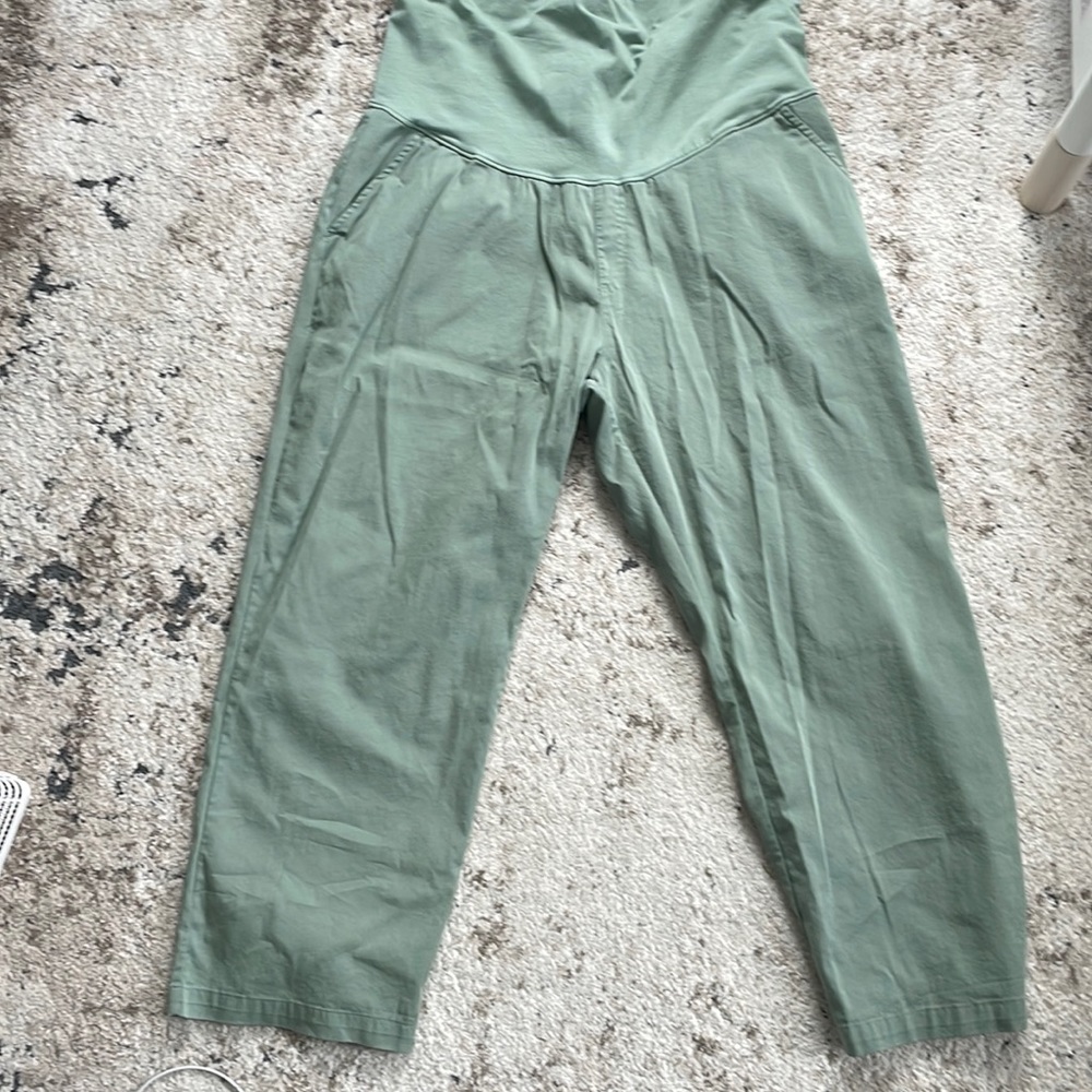 Gap Maternity pants